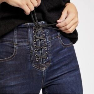 Free People We The Free Curvy High Rise Skinny Jeans 28
